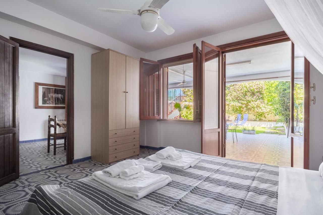 La Cueva Dello Scirocco By Domusicily Apartment Mondello Exterior photo