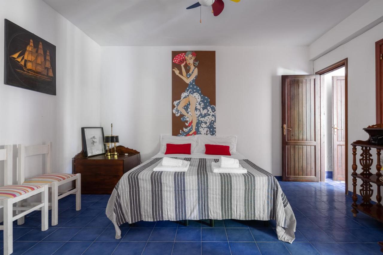 La Cueva Dello Scirocco By Domusicily Apartment Mondello Exterior photo